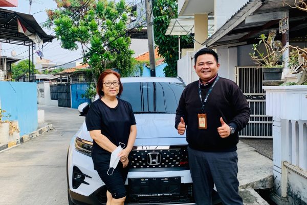 Ibu. Monica